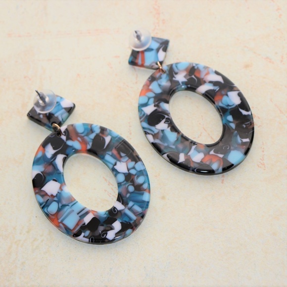 Dangle Drop Tortoise Colorful 80's Style Earrings - Picture 2 of 2